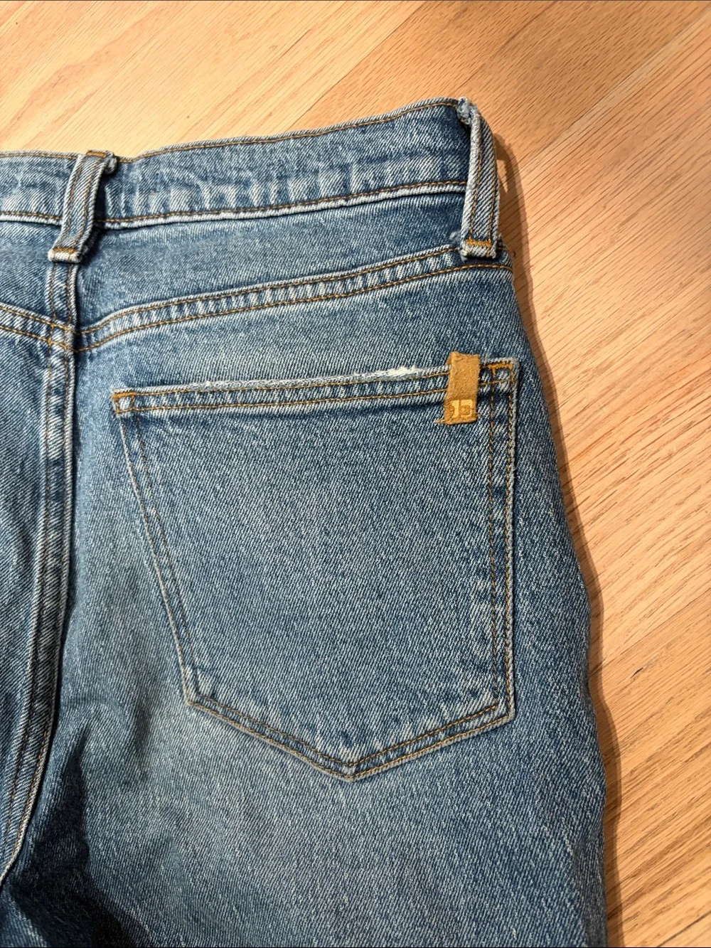Joe’s Women’s Jeans, The Honor High Rise Vintage Straight cropped, SZ 26